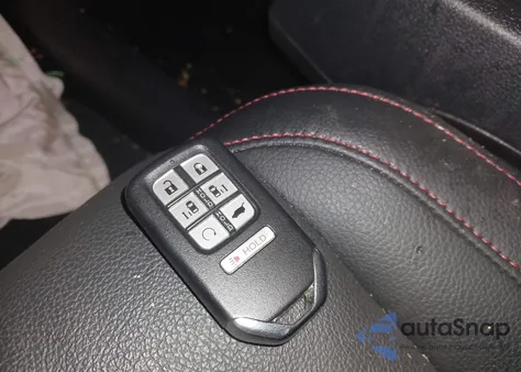 2024 Honda Odyssey Sport z USA, uszkodzony, nr VIN 5FNRL6H71RB057776